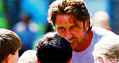 tumblr_mtwf4bElc11rob81ao9_r1_250.gif