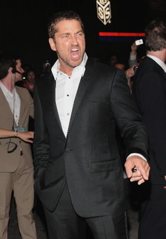 medium_Gerard-Butler-RocknRolla-Toronto-festival.jpg