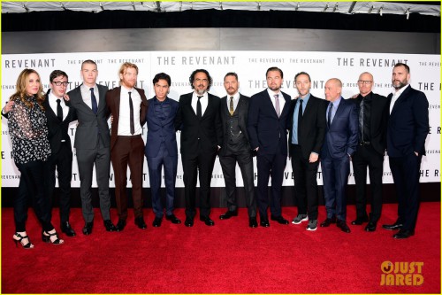 leonardo-dicaprio-tom-hardy-the-revenant-premiere-27.jpg