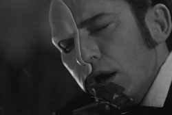 tumblr_nlkrfsNJOI1tl3keso6_250.gif