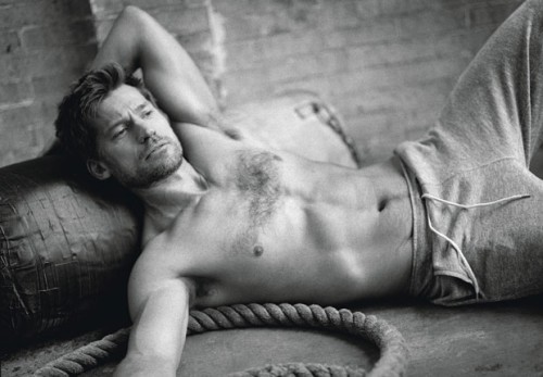 nikolaj-coster-waldau-shirtless-heather-sweatpants-HSS.jpg