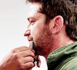 tumblr_o5n3flqOjj1tl3keso1_250.gif