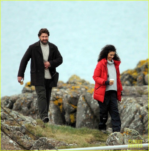 gerard-butler-continues-filming-keepers-in-scotland-01.jpg