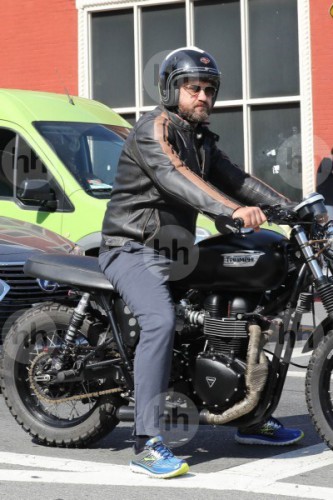 prev_watermarked0_67118647.jpg
