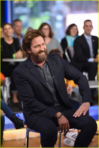 gerard-butler-gma-appearance-04.jpg