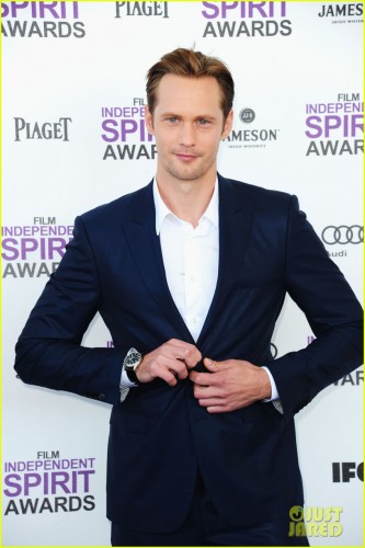 alexander-skarsgard-spirit-awards-2012-03.jpg