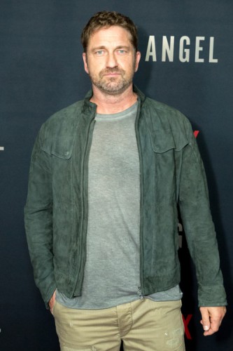 08-53-39-Gerard+Butler+Screening+Netflix+Angel+Arrivals+l3w-8iy_sual.jpg