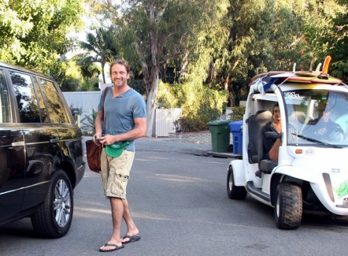 Gerard+Butler+Gerard+Butler+Out+Malibu+_NG09RrRBjrl.jpg