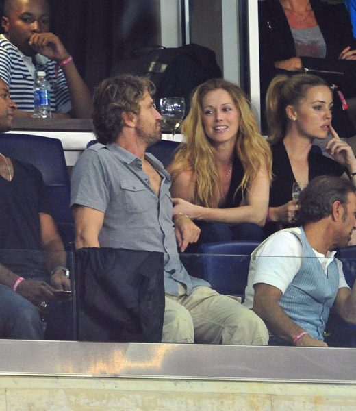 gerard-butler-and-guest-attend-the-2011-mls-all-stars-vs-manchester-united-game8